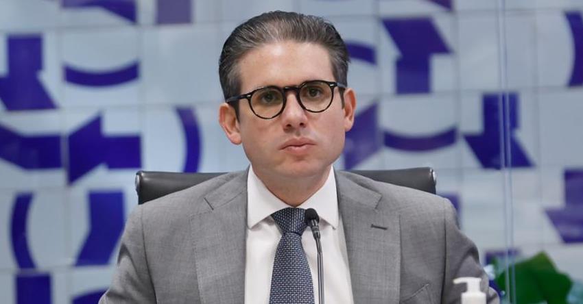 Taxação: Hugo Motta reafirma disposição da Casa para agir com firmeza