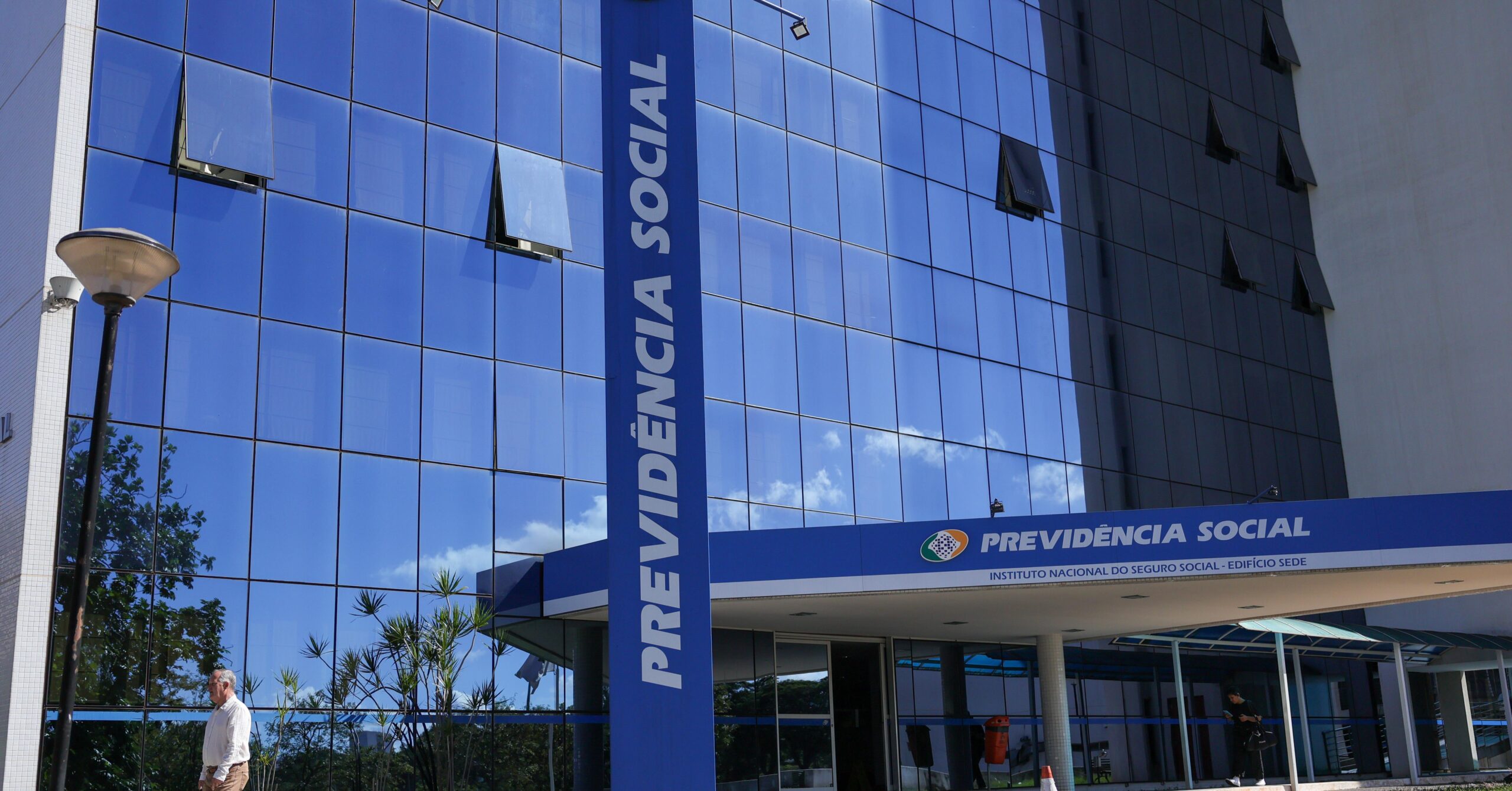 Toffoli homologa plano do INSS para devolução de descontos ilegais