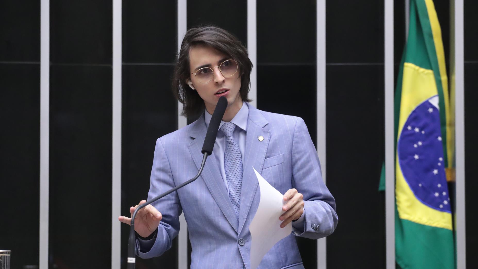 Proposta de Amom Mandel foi apresentada poucas semanas antes da publicação do vídeo de denúncia de Felca.