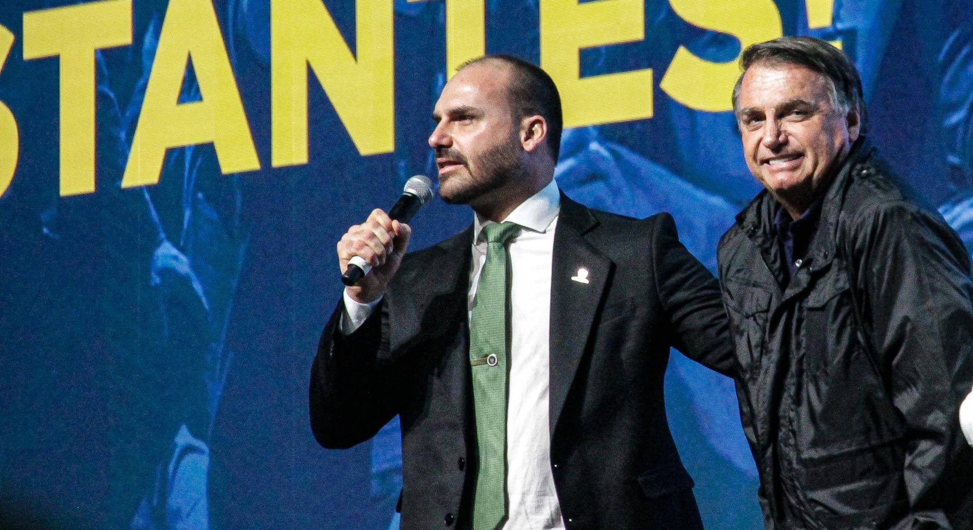 Após indiciamento, STF dá 48h para Bolsonaro se explicar