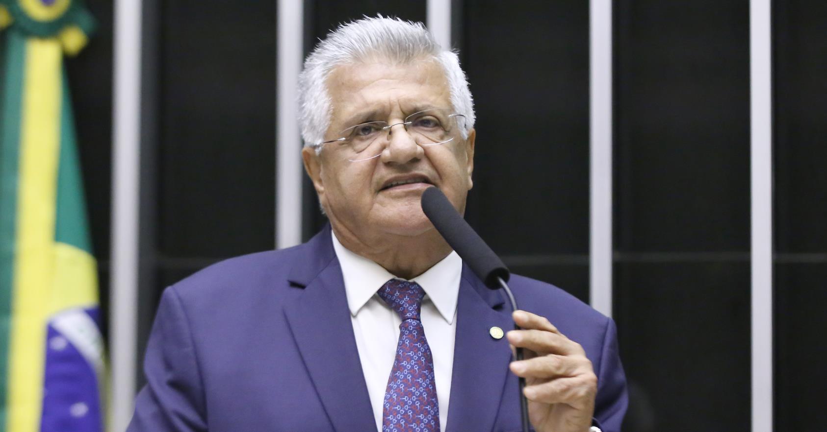 Bacelar defende auxílio de R$ 5.100 a famílias em regiões áridas