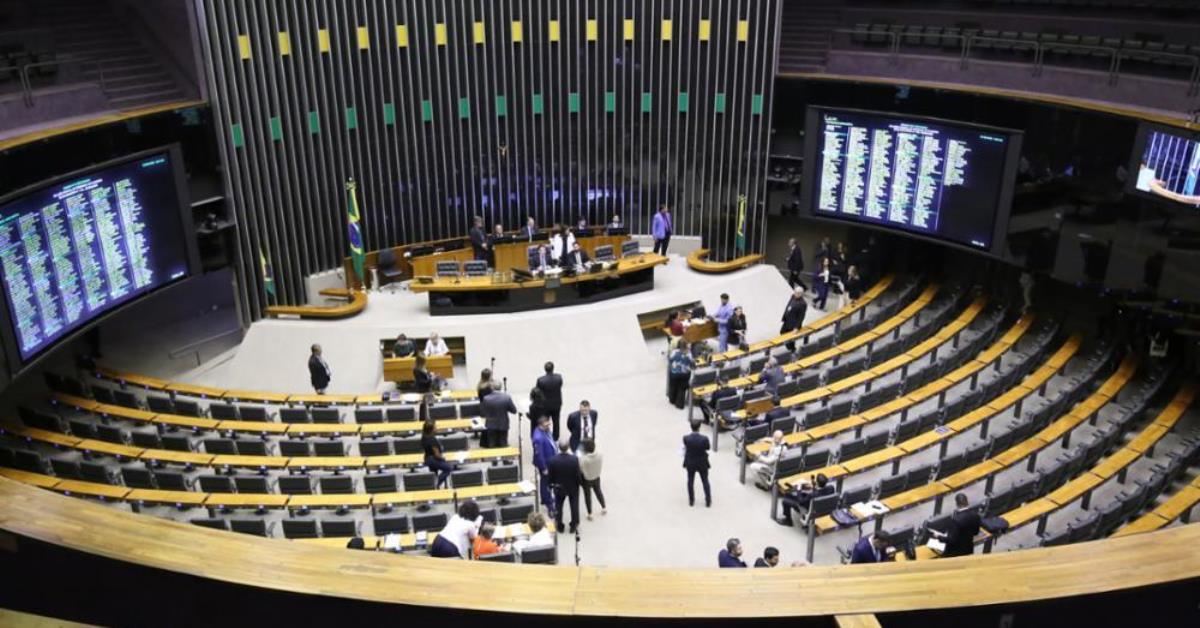 Câmara aprova criação de novos grupos parlamentares