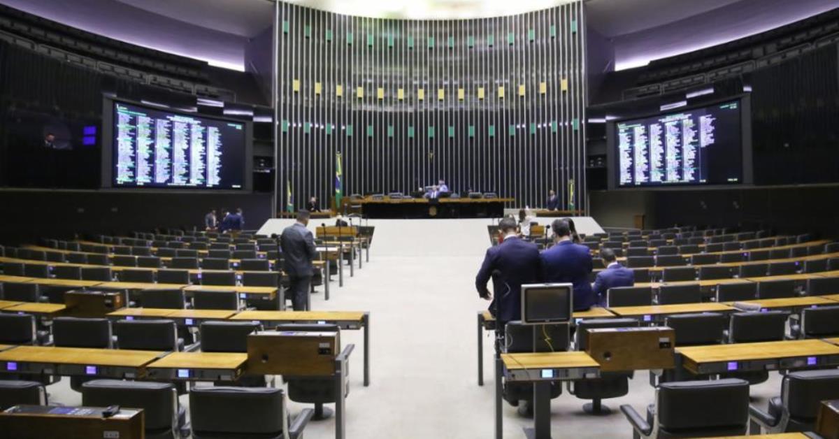 Câmara aprova horário especial para provas por motivo religioso