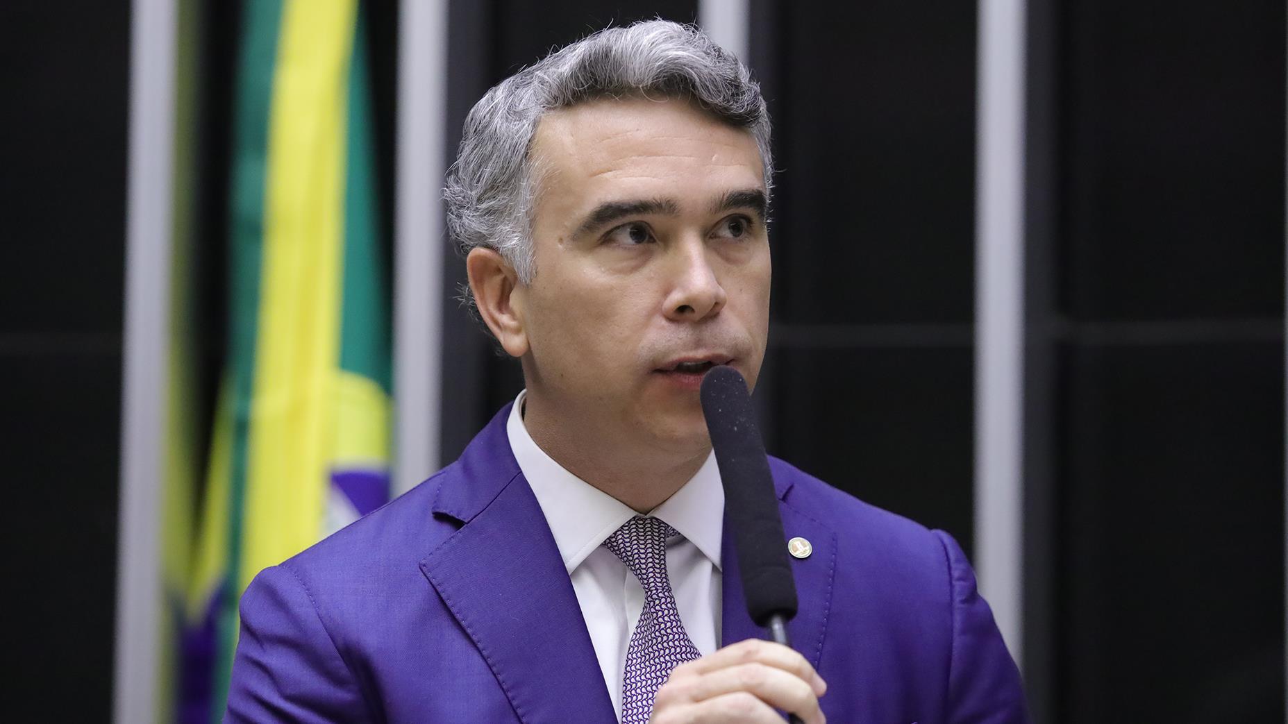 Dep. Rafael Brito é o relator do projeto.