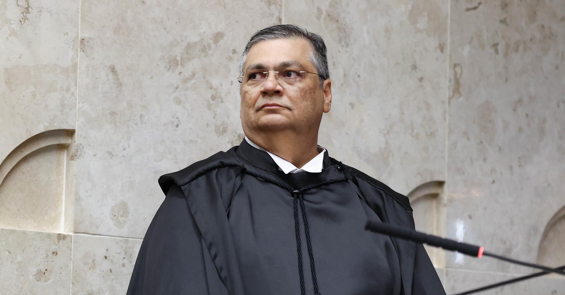 Decisões de tribunais internacionais seguem válidas, diz Flávio Dino