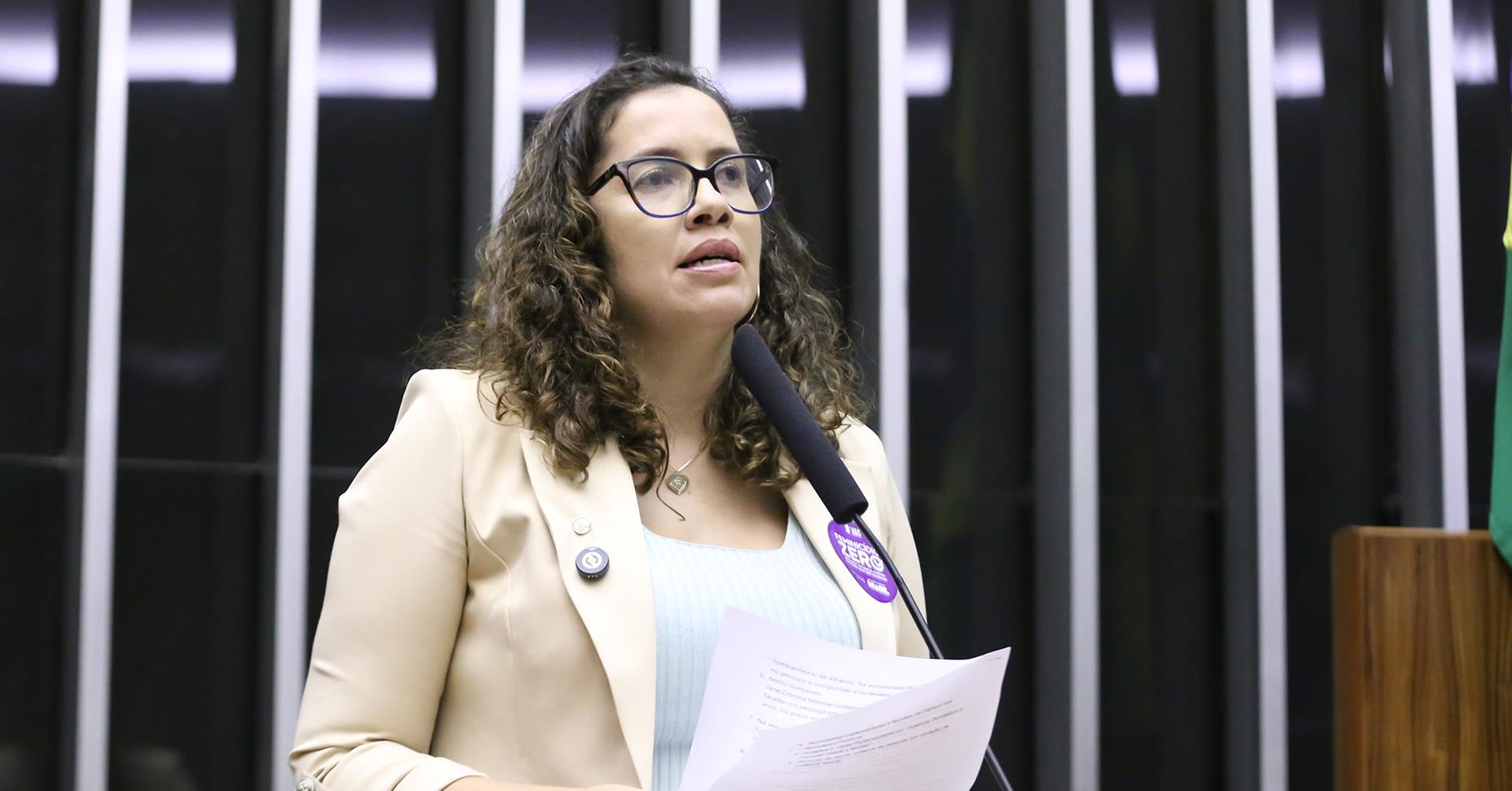 Deputada propõe proteção integral a vítimas de violência doméstica