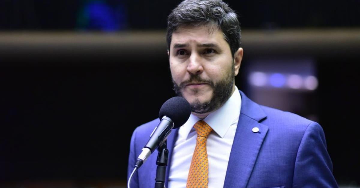 Deputado propõe novos títulos de crédito para educação e inovação