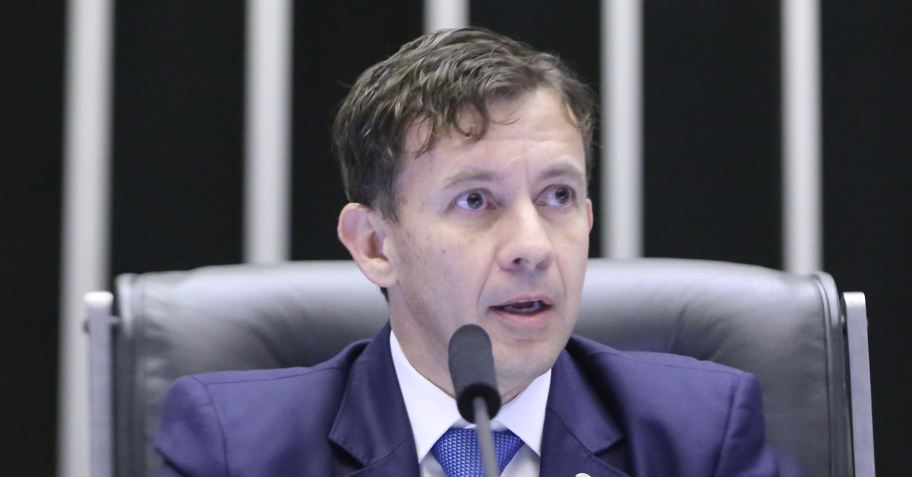 Eduardo Velloso propõe uso do Pix em transações internacionais