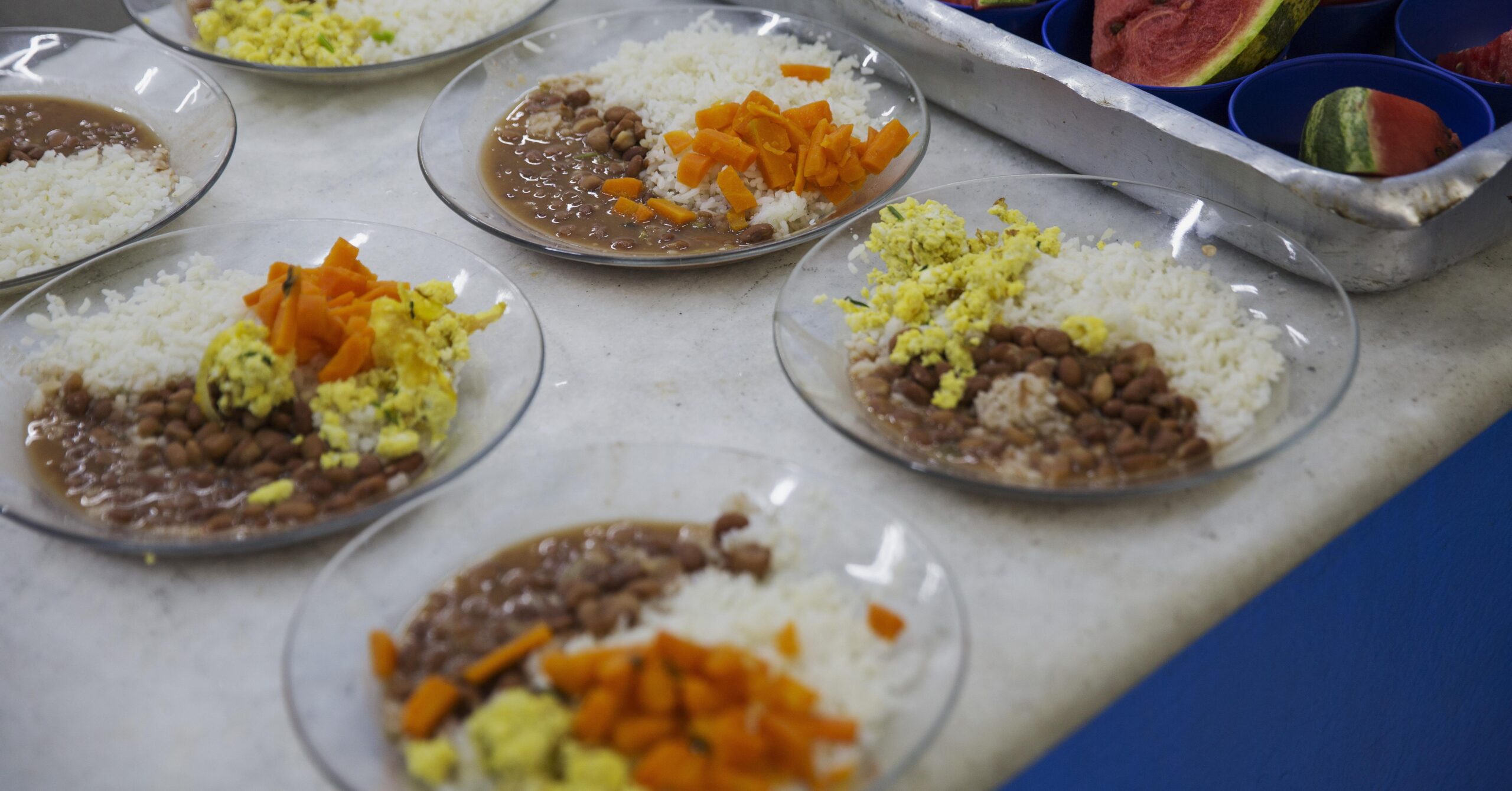 Governo comprará perecíveis que seriam exportados aos EUA