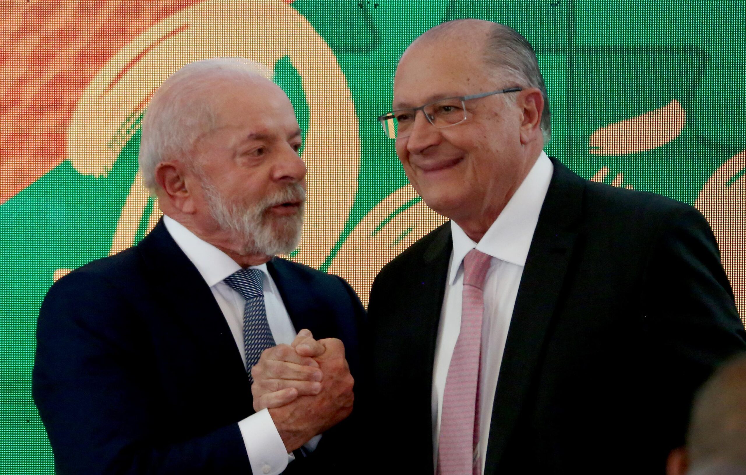 Lula e Alckmin farão reunião para discutir ajustes finais antes de assinatura de medida provisória.