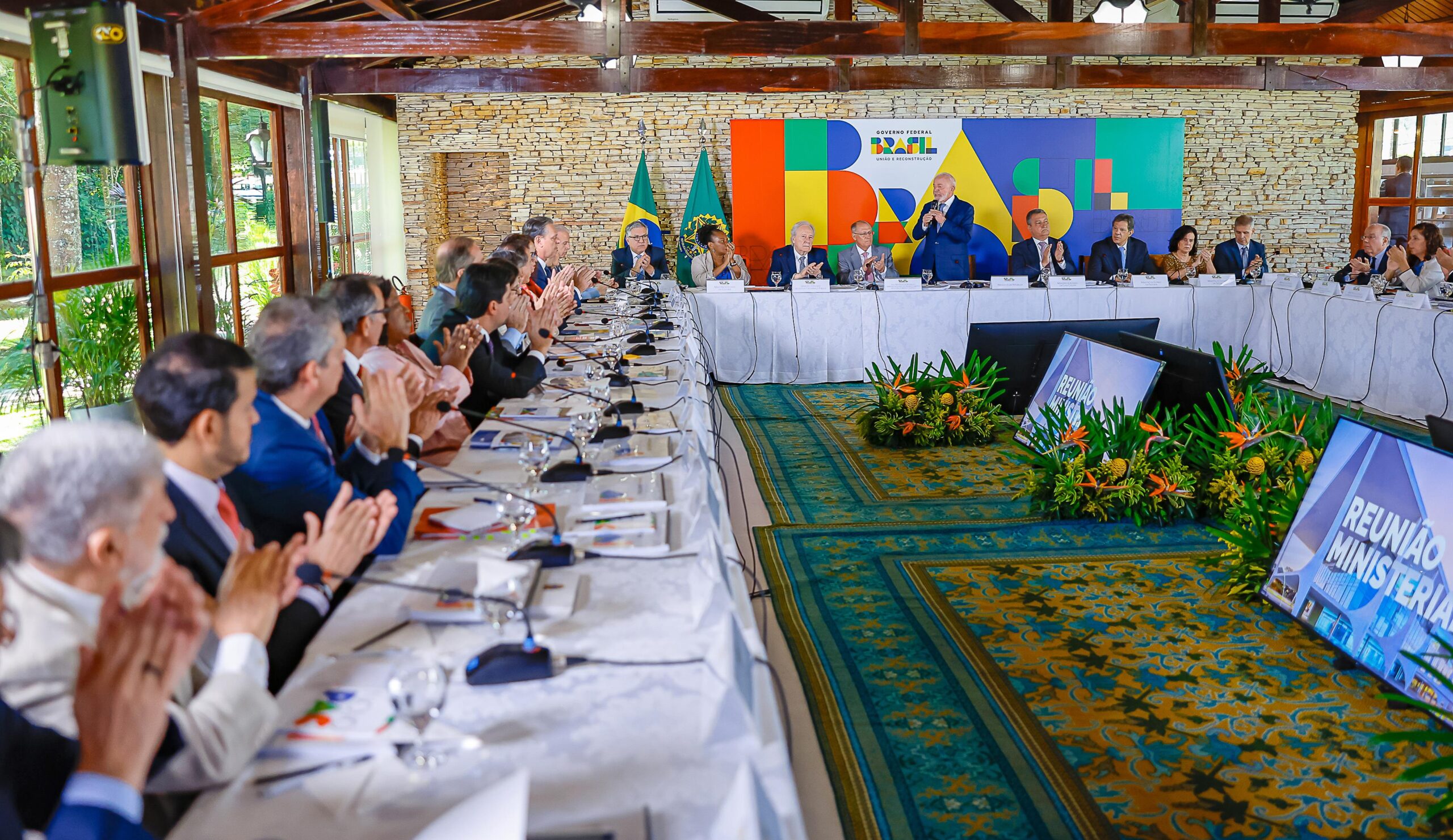 Lula na primeira reunião ministerial do ano, em janeiro, na Granja do Torto.