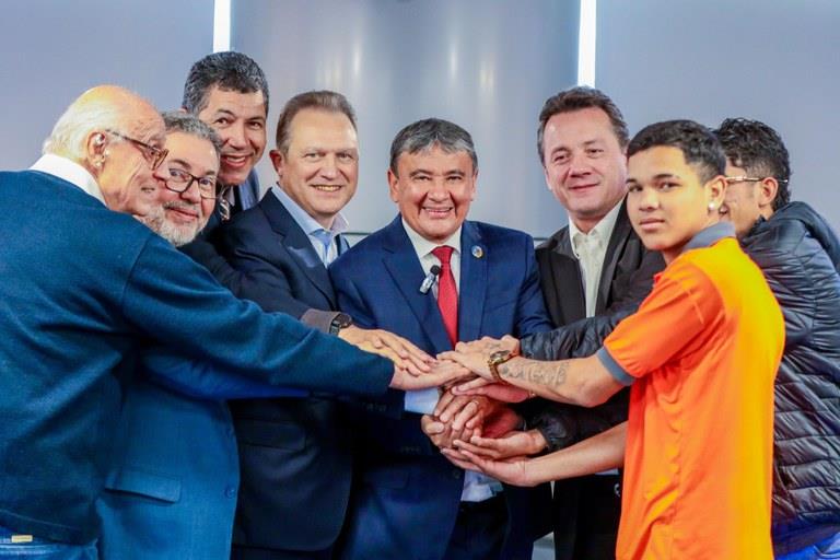 Ministro Wellington Dias e representantes da JBS.