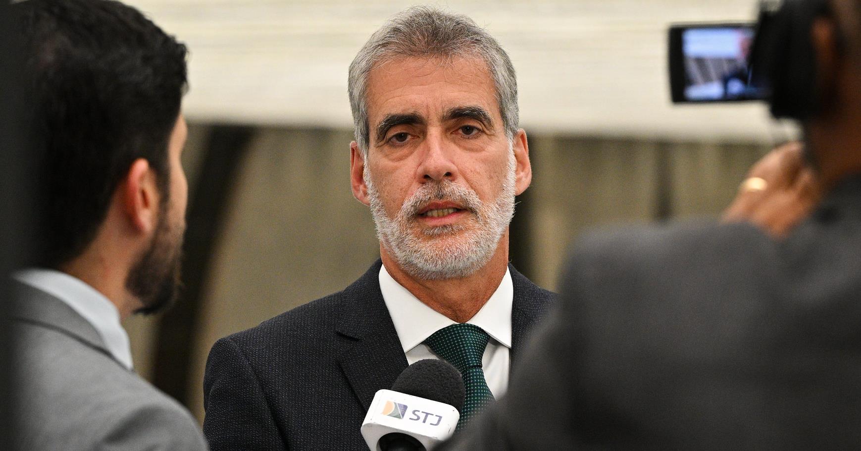 Ministro do STJ nega habeas corpus a Hytalo Santos