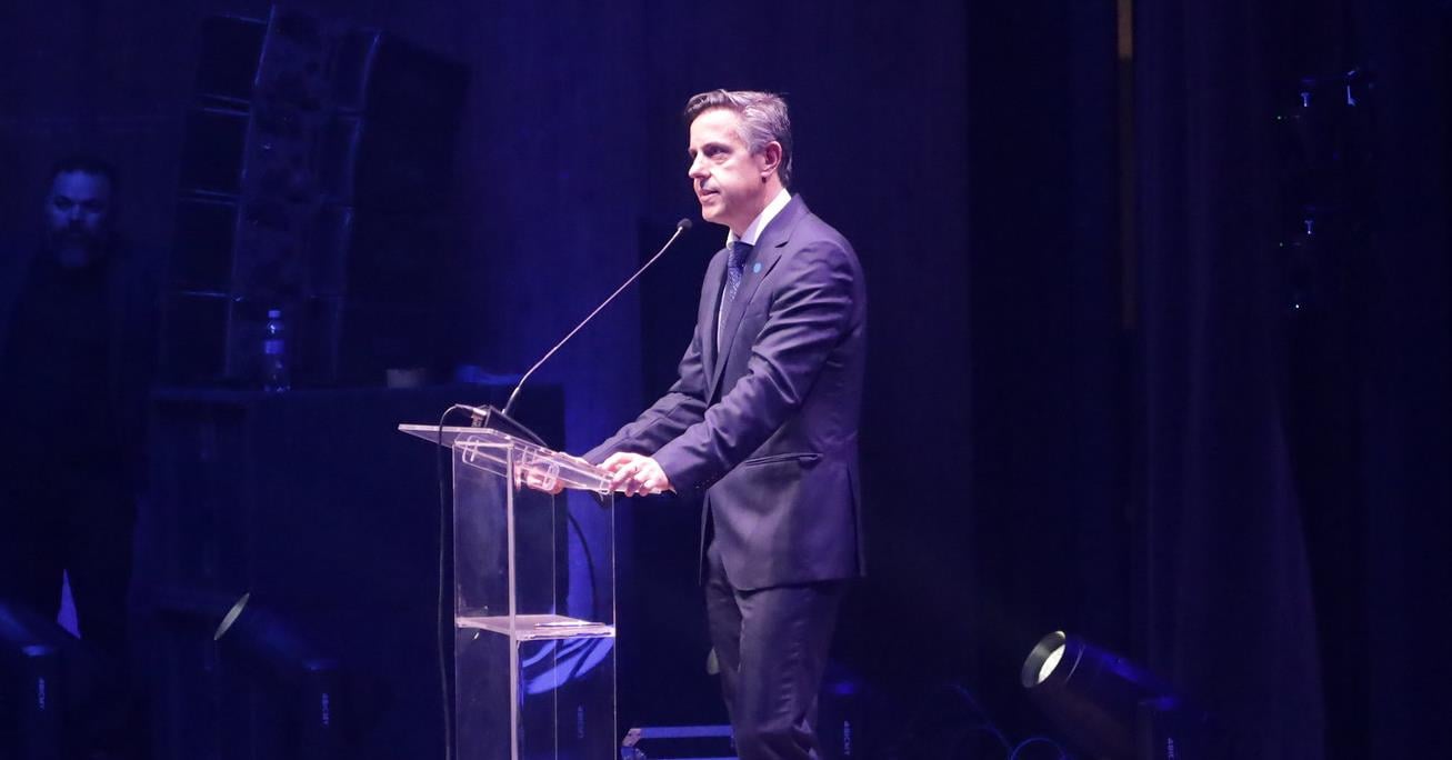 Prêmio distingue alguns, mas honra pertence a todos, diz Miguel Matos