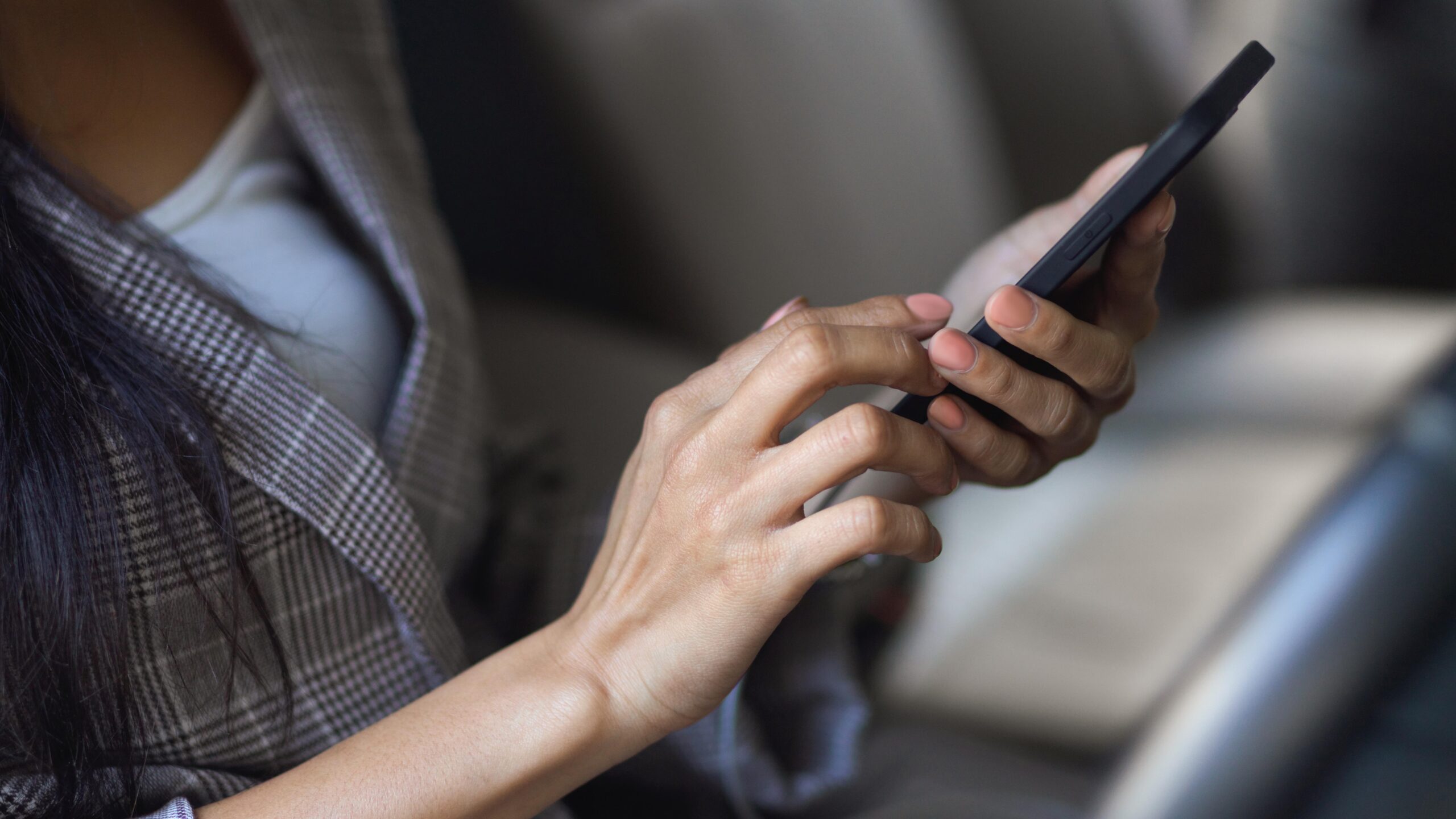 Medida obriga empresas a respeitar cadastro de bloqueio e prevê multas de até R$ 50 milhões para infratores reincidentes.