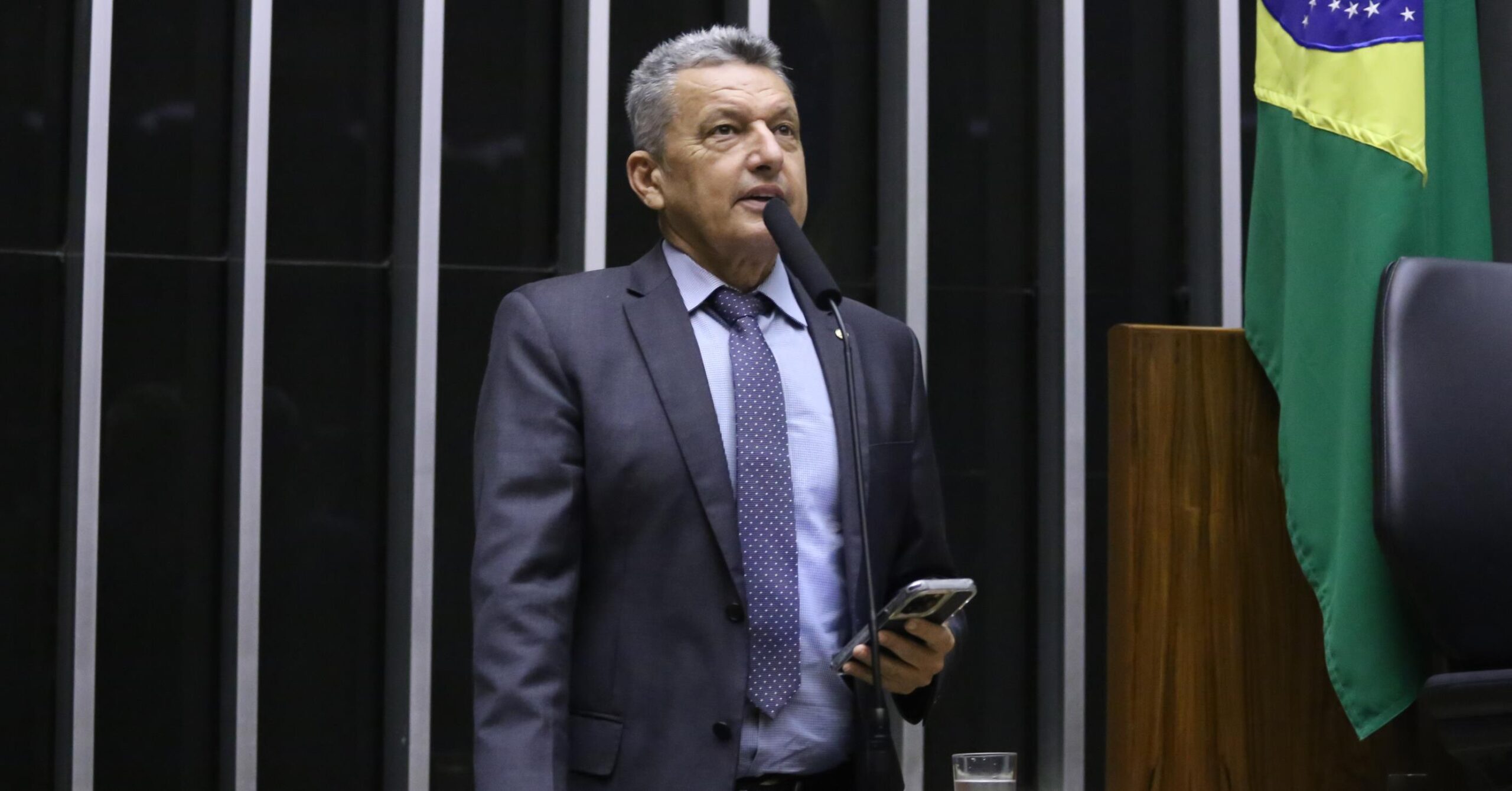 Projeto destina prêmios lotéricos para pesquisa em doenças raras