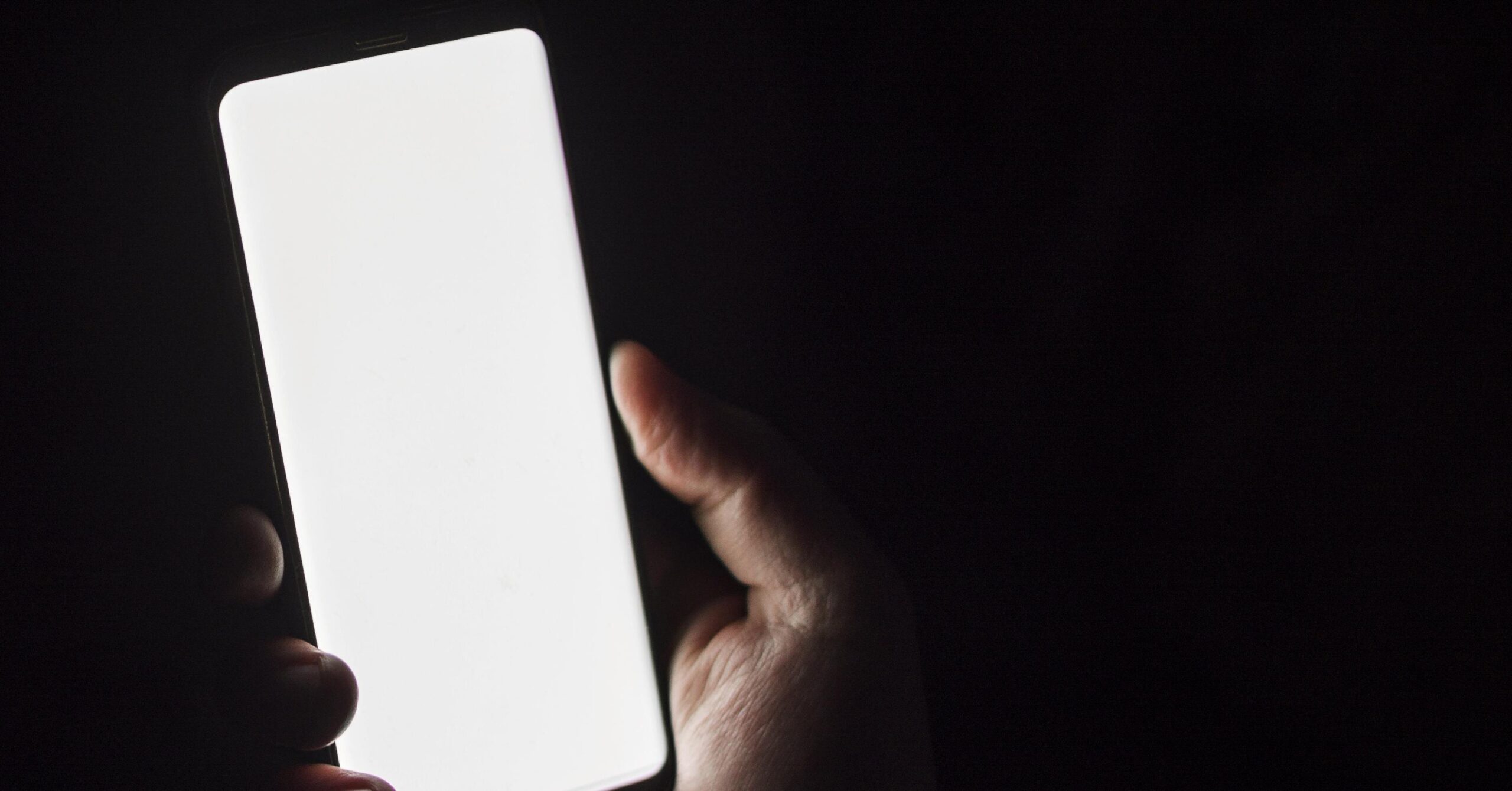 Projeto inclui crime de adultização digital no Código Penal