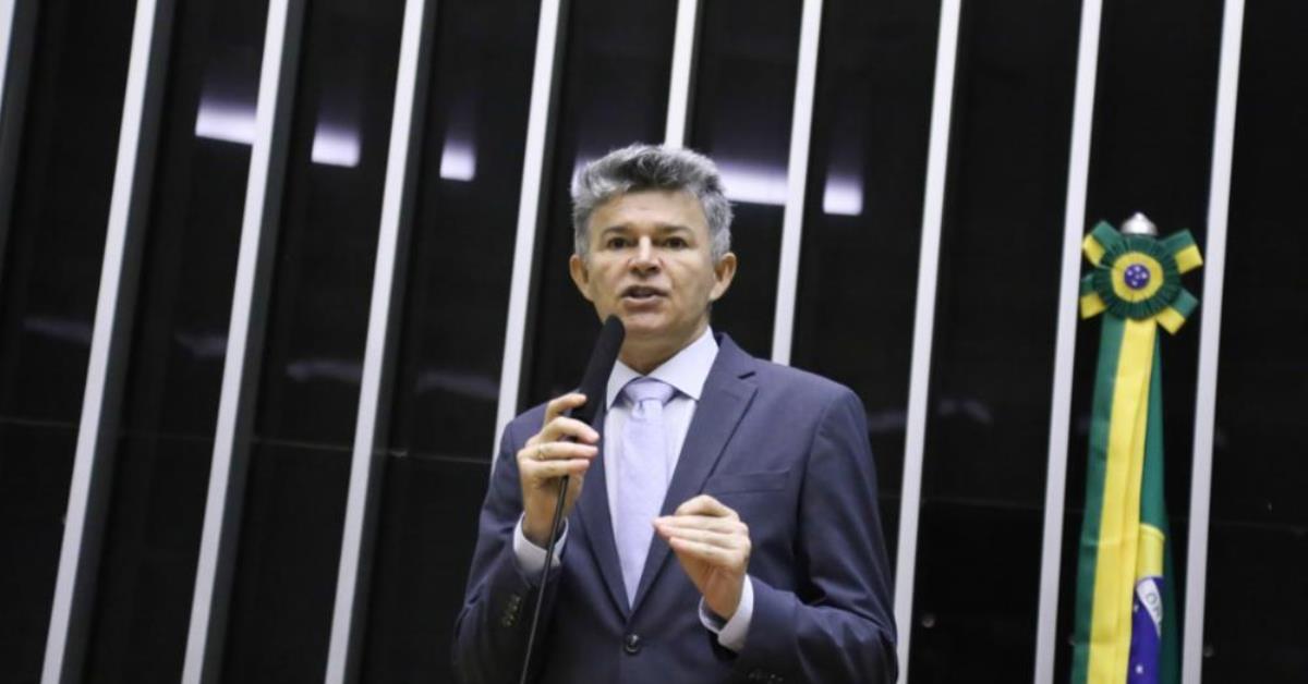 Projeto prevê indenização por desconto sindical irregular