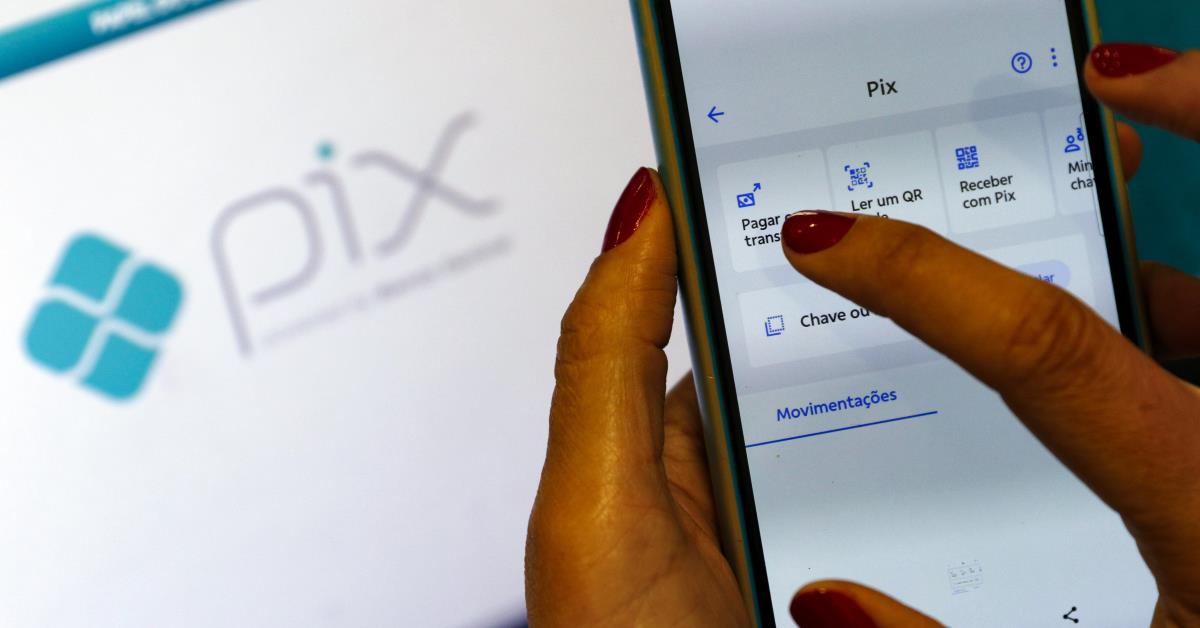 Relator inclui proteção ao Pix na PEC da autonomia do Banco Central