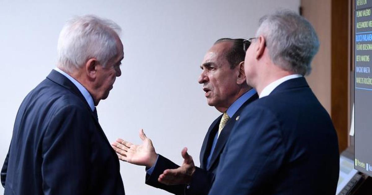 Relator recua em quarentena e punição a fake news eleitoral