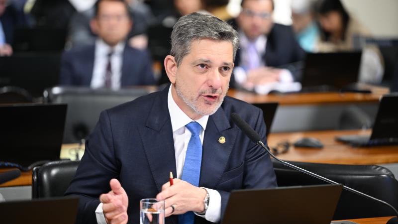 A criação não gera gastos extras, já que utiliza dados existentes, defende o senador.