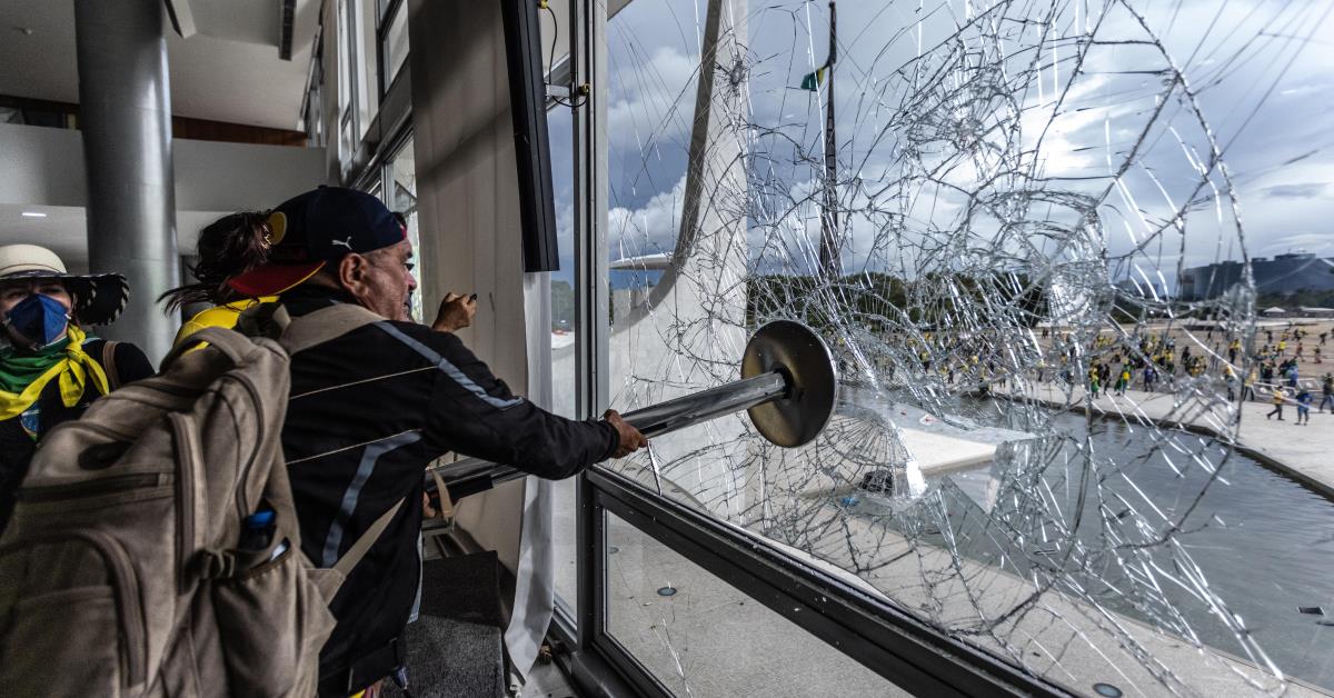 STF condena mais 119 réus pelos atos de 8 de janeiro