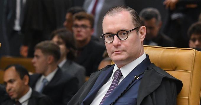 Zanin vai relatar ação que tenta blindar Moraes de sanção dos EUA