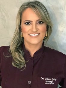 Foto da palestrante Daliana Queiroga