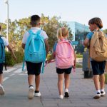 Mochila estudantes. Foto_ Freepik