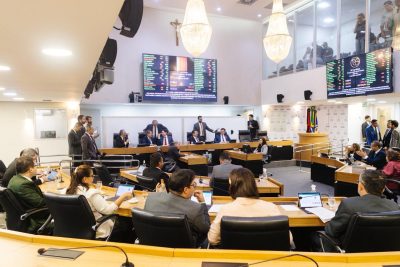 Assembleia aprova projetos em defesa da saúde e bem-estar dos paraibanos