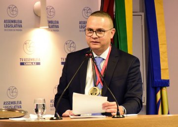 Título de cidadania a Fábio Brito