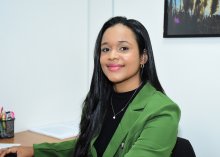 Foto da estagiária Alinne Eleotério