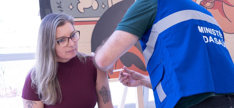 Vacinação contra sarampo e febre amarela é intensificada em locais de grande circulação na capital paulista