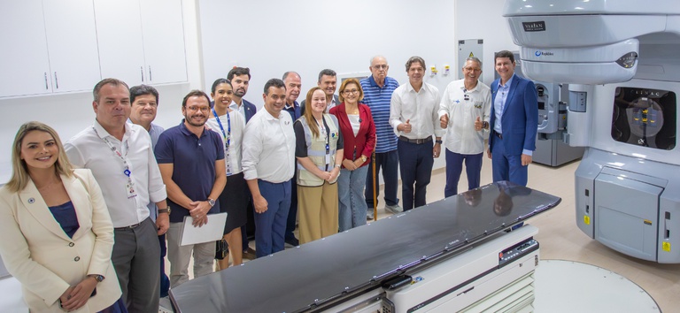 Em Pernambuco, ministro da Saúde entrega centro de radioterapia, amplia serviço de cardiologia e inaugura hospital infantil