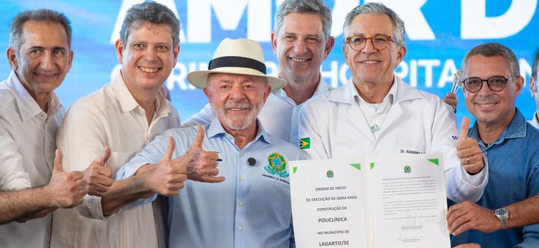 Em Sergipe, Lula e Padilha visitam primeiro hospital oncológico interestadual do país e anunciam R$ R$ 225 milhões para novos equipamentos cirúrgicos